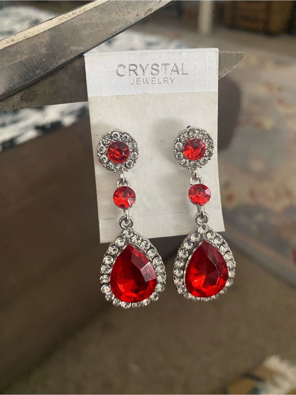 Red Teardrop Crystal Drop Earrings - Women Jewelry New - Picture 3 of 4